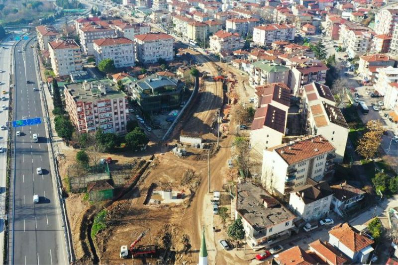 Kocaeli Kuruçeşme’de tramvay için 130 adet fore kazık çakıldı