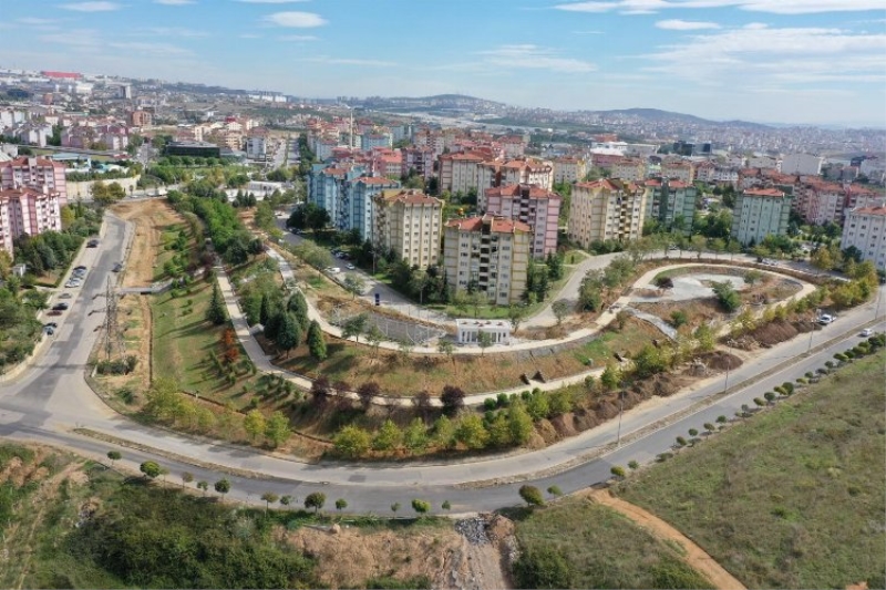 Çayırova Cumhuriyet Mahallesi Parkı’nda sona doğru