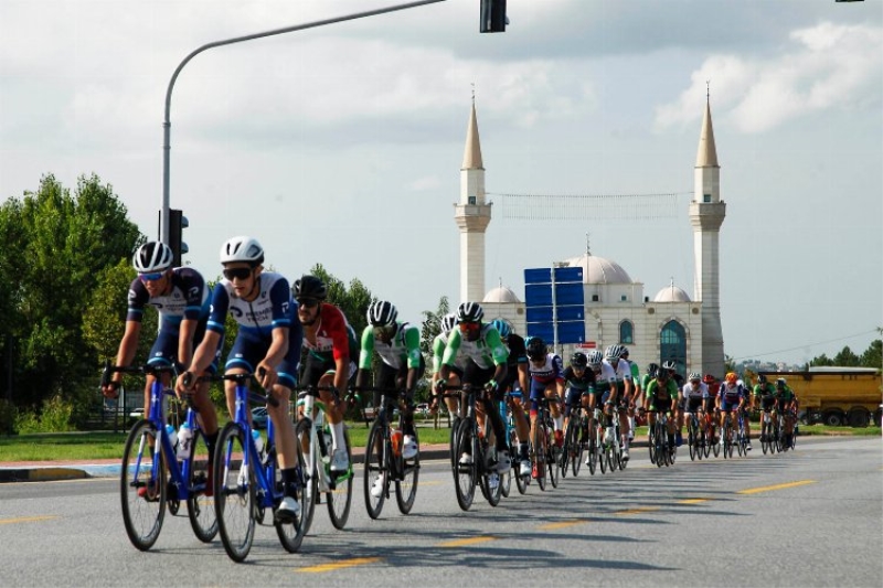 Sakarya pedal çevirerek mutlu oluyor