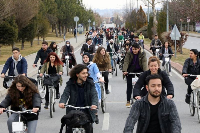 ERÜ’de pedallar 