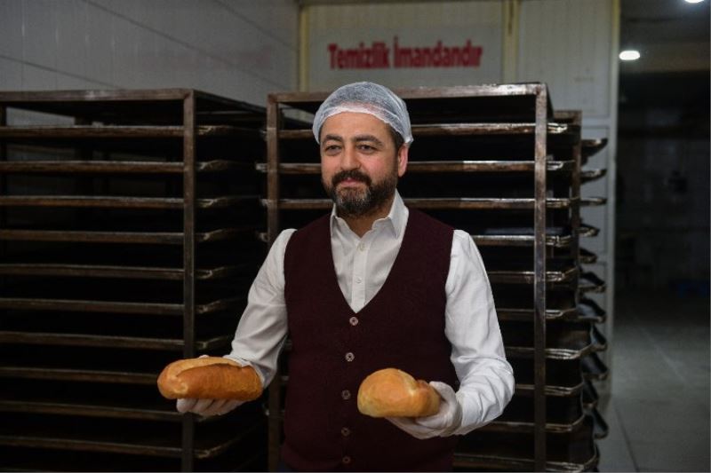 Başkan Gürbüz açıkladı; Elbistan’da Ramazan Pidesi sudan ucuz 