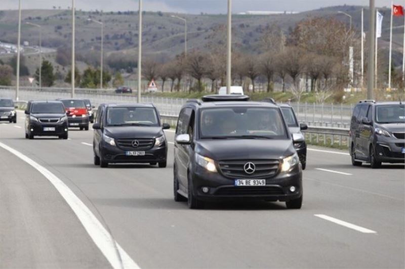 Uber’den taksi şoförlerine akaryakıt desteği