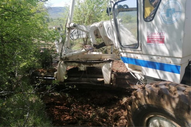 Başkan Tekin,  “Emeklerimiz çiftçilerimize bereket olarak dönecek”