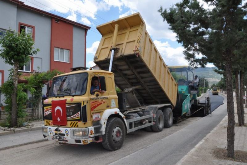 Isparta yolları ışıl ışıl oluyor