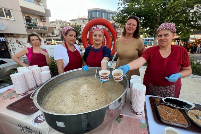 Aşure kazanları İzmir Narlıdere