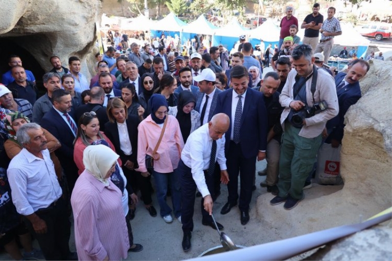 Mehmet Savran Ürgüt Bağ Bozumu Festivali