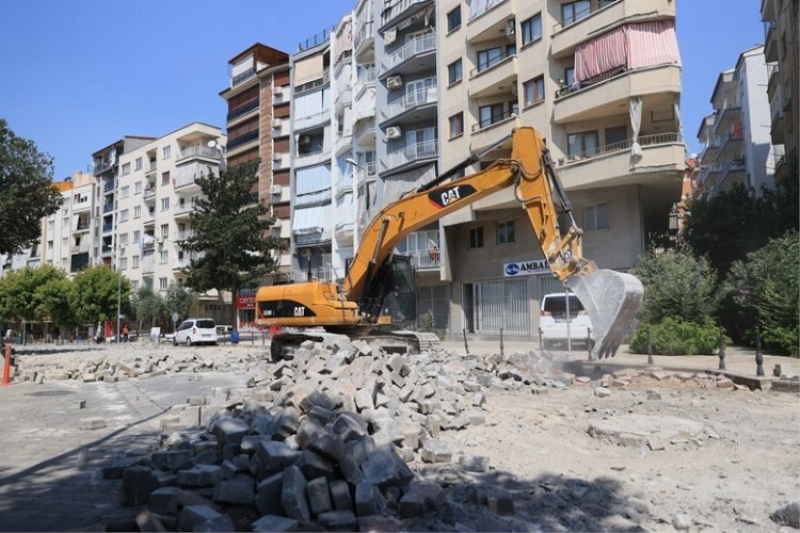 Büyükşehir Kayalık Caddesi’ni yeniliyor