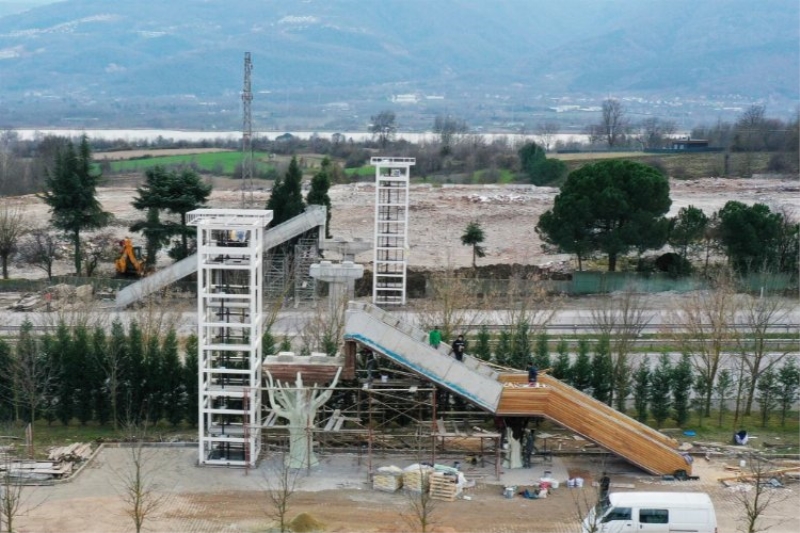 Ormanya’ya doğa temalı üst geçit