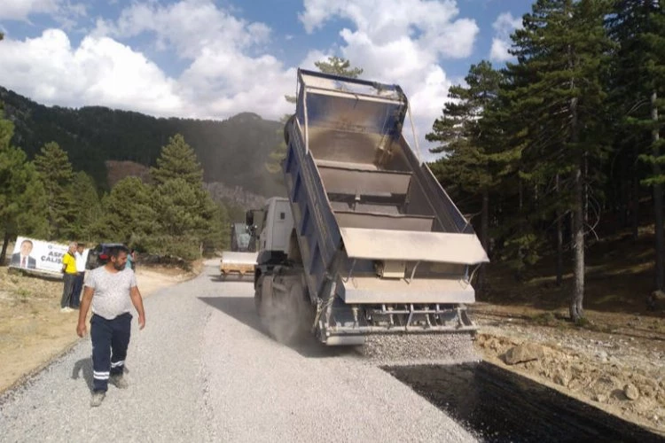 Alanya Bucak Çökele Yaylası yolu asfalta kavuştu