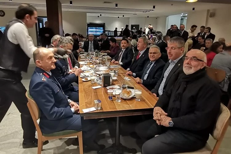 Taş Mektep Mezunları Derneği Kayseri dinamiklerini ağırladı