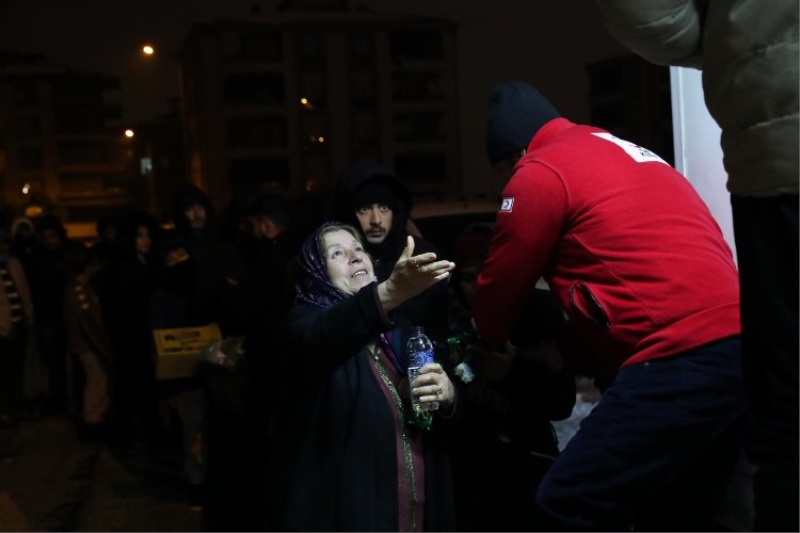 Kızılay bölgede beslenme desteğini sürdürüyor