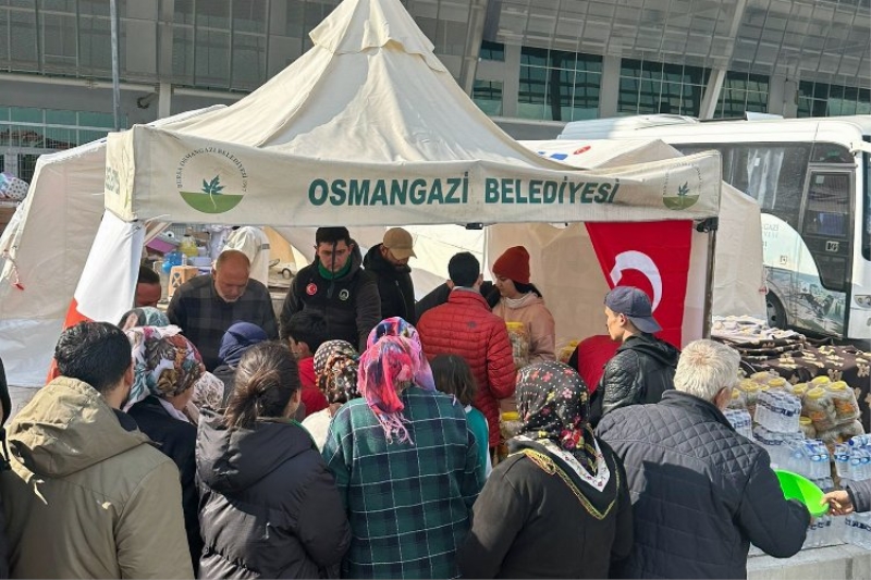 Bursa Osmangazi tüm gücüyle depremzedelerin yanında