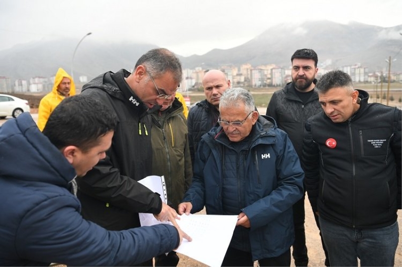 Kayseri canla başla deprem yaralarını sarıyor