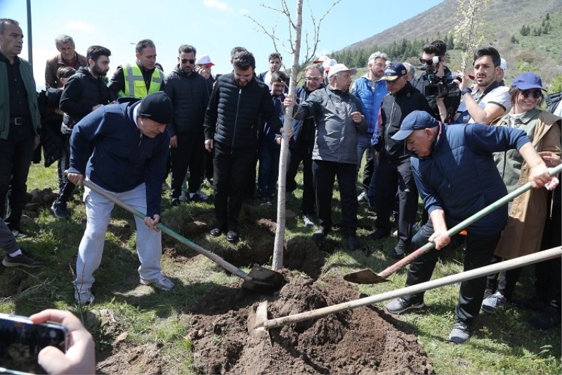 Bakan Hulusi Akar