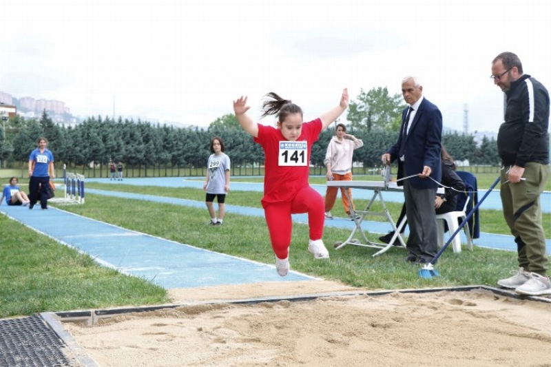 Özel sporcular Türkiye Şampiyonasına gidiyor