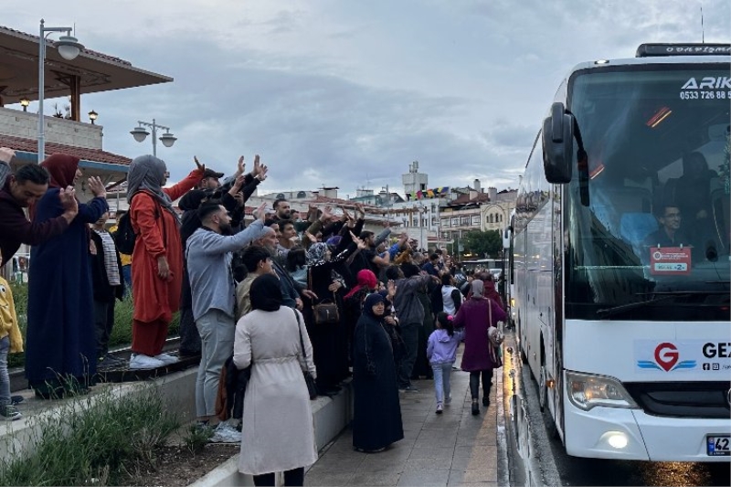 Türkiye’nin ilk Hac kafilesine Konya uğurlaması