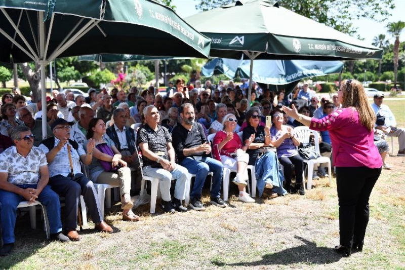 Yenişehir Emekli Evi üyelerine müzik ziyafeti