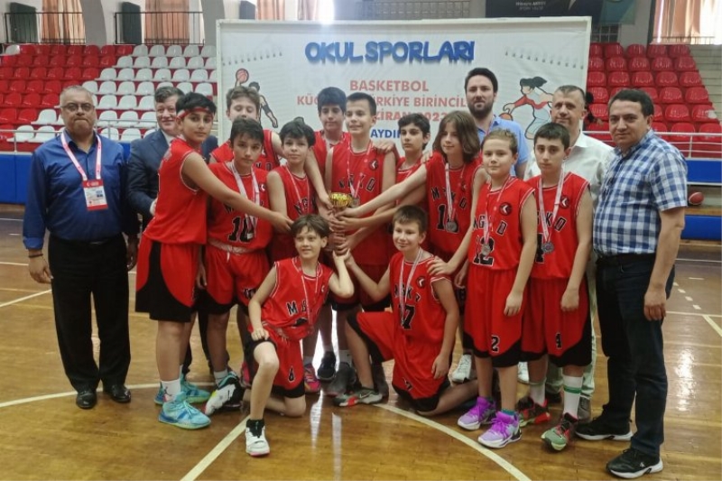 Okullararası basketbolda Bursa temsilcisi Türkiye 2.