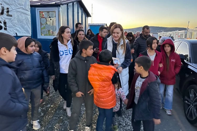 Dokuz Eylül deprem bölgesini unutmuyor