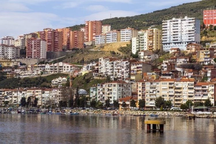 Bursa Gemlik halkı yerel seçimlerde hangi adaya oy verecek?