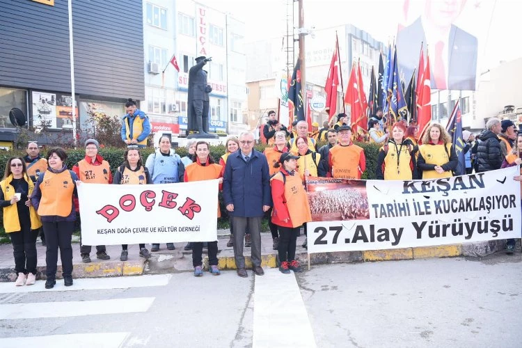 57. Alay yürüyüşçüleri Keşan’dan Çanakkale’ye geçti