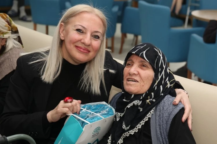 Nilüfer’de yaşlılar unutulmadı