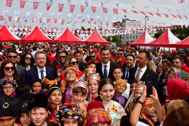 Manisa’da 23 Nisan Coşkusu