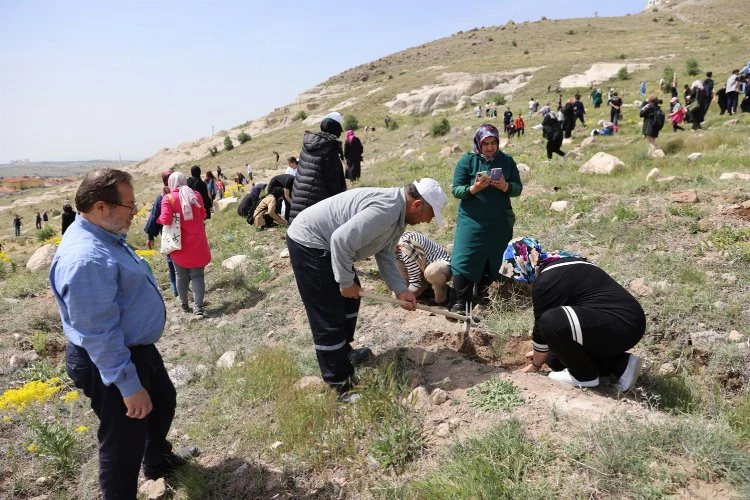 Selçuklu’da fidanlar toprakla buluştu