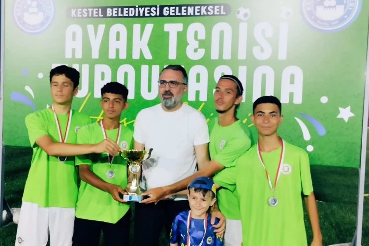 Kestel’de ayak tenisi coşkusu