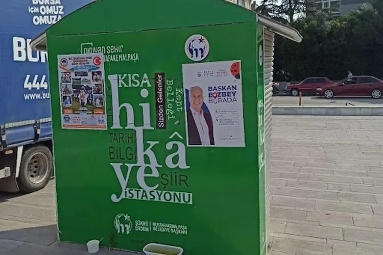 Mustafakemalpaşa’da kitap bağış standı harabeye döndü