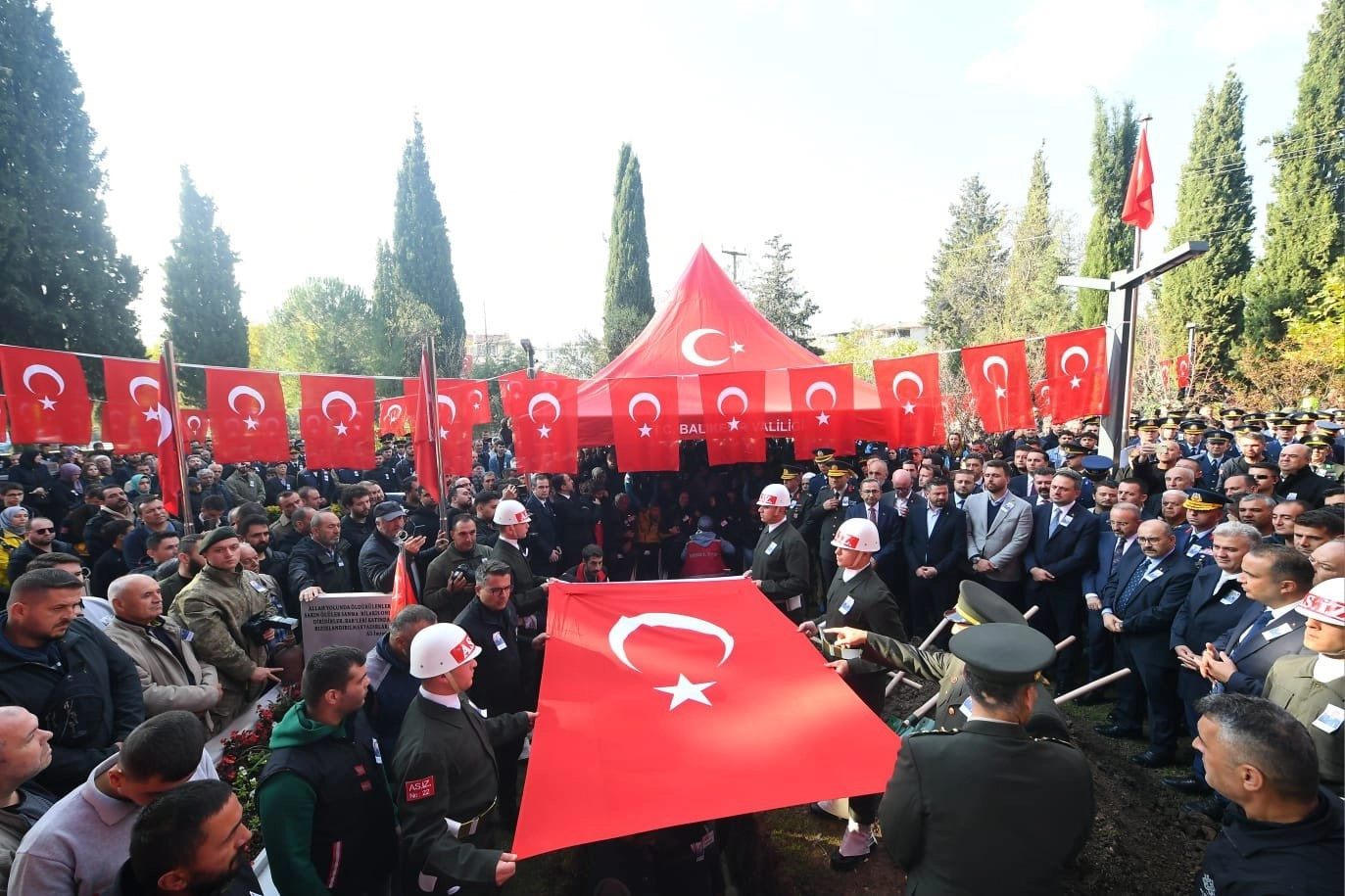 Balıkesir, şehit Uzman Çavuş Emre Sayın