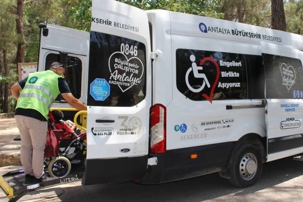 Engelsiz hizmet aracı hayat kolaylaştırıyor
