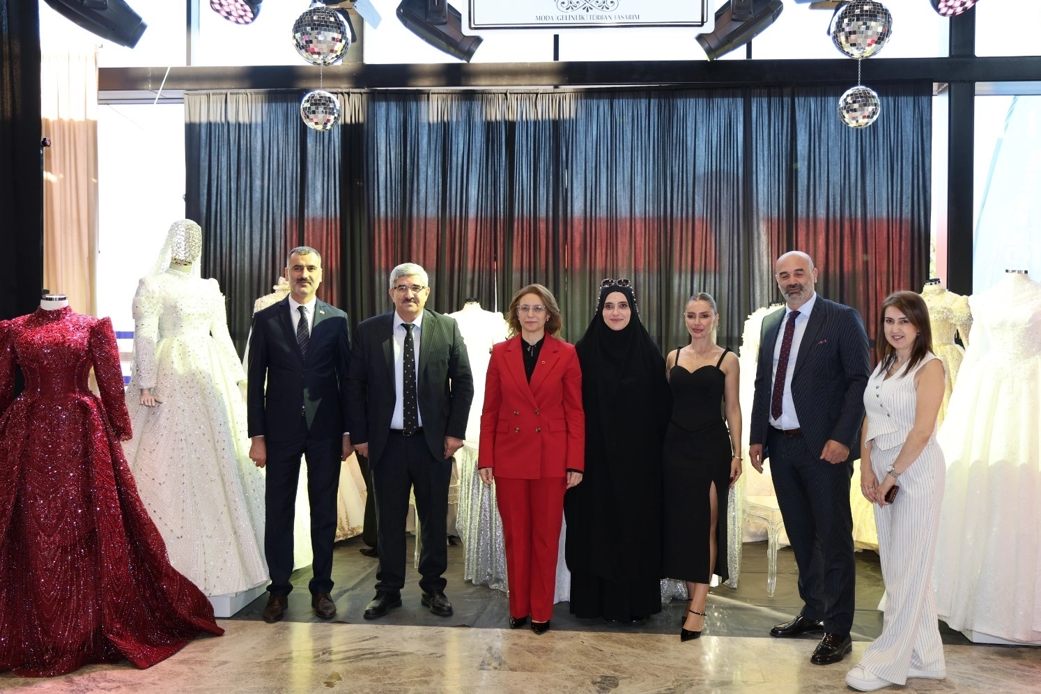 Evlenecek çiftler Evlilik Fuarı