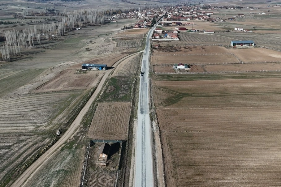 Eskişehir Büyükşehir’den Seyitgazi’de yol yenileme çalışması