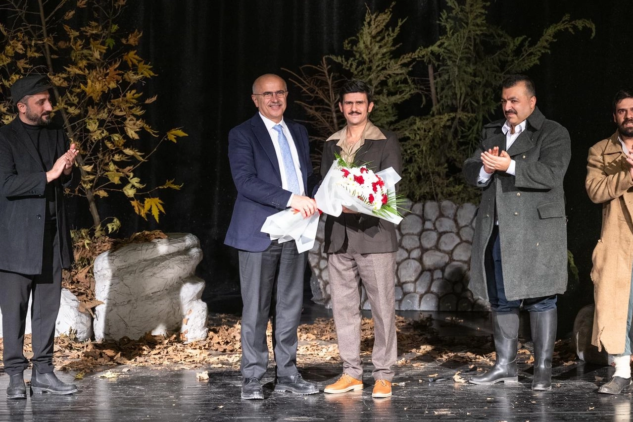 Malatya’da ‘Pusuda’ tiyatro oyunu beğeni topladı